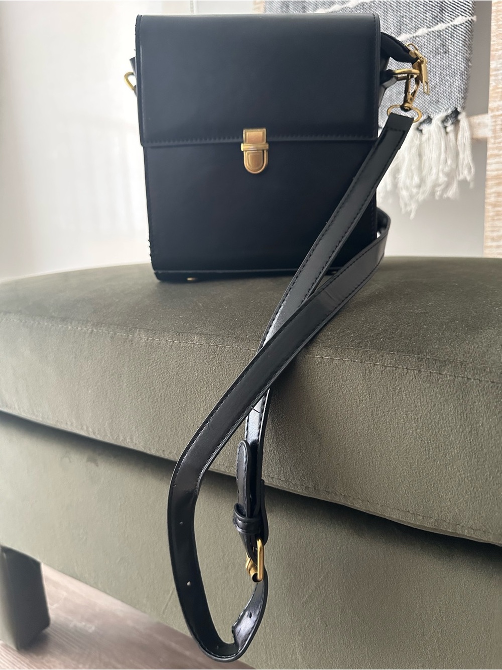 Purse - Picture 3 of 6